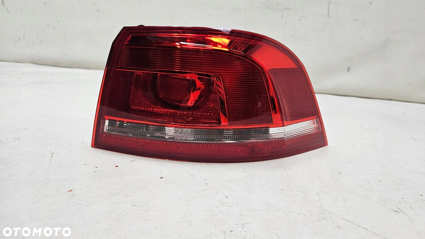 LAMPA TYŁ TYLNA PRAWA VW PASSAT B7 KOMBI 3AF945096G - 2