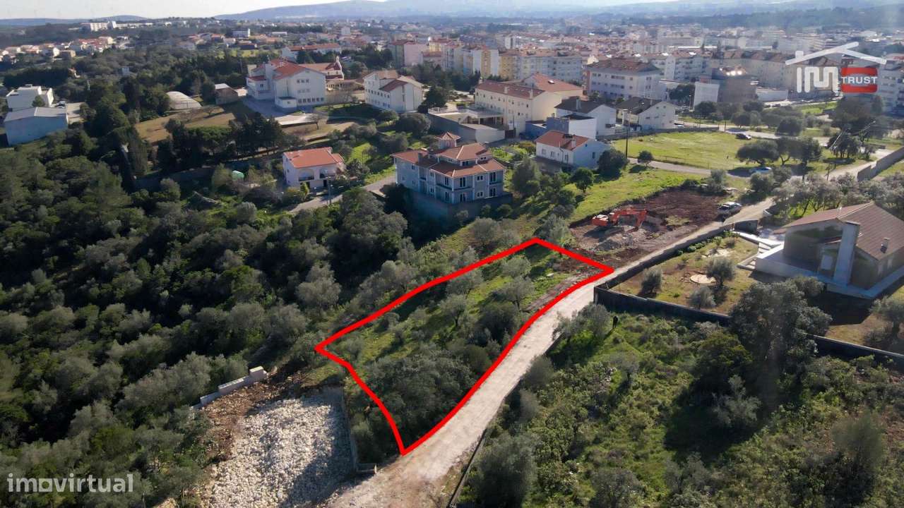 FANTÁSTICO TERRENO COM VISTA PRIVILEGIADA E PROJETO APROVADO PARA M... - Grande imagem: 4/15