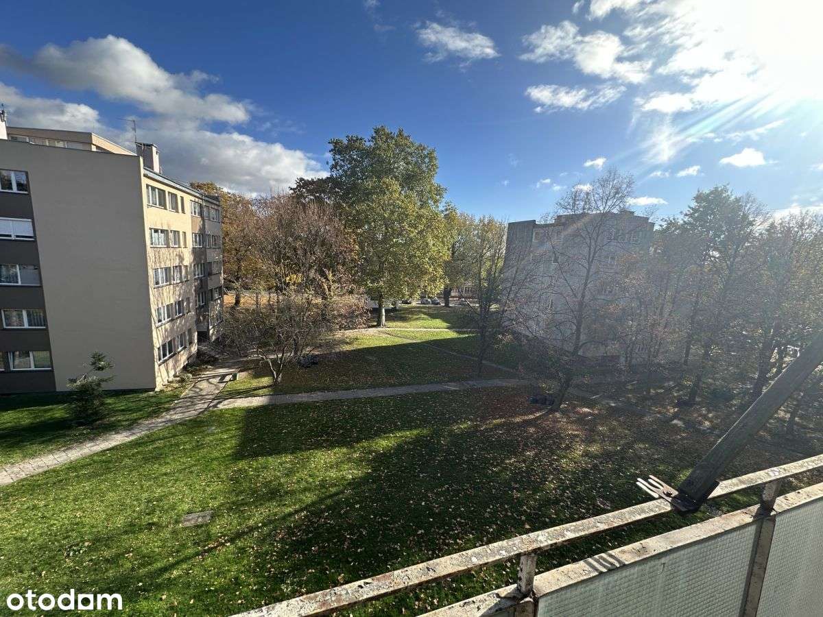 Mieszkanie w Rynku–3 pokoje do własnej aranżacji!-10