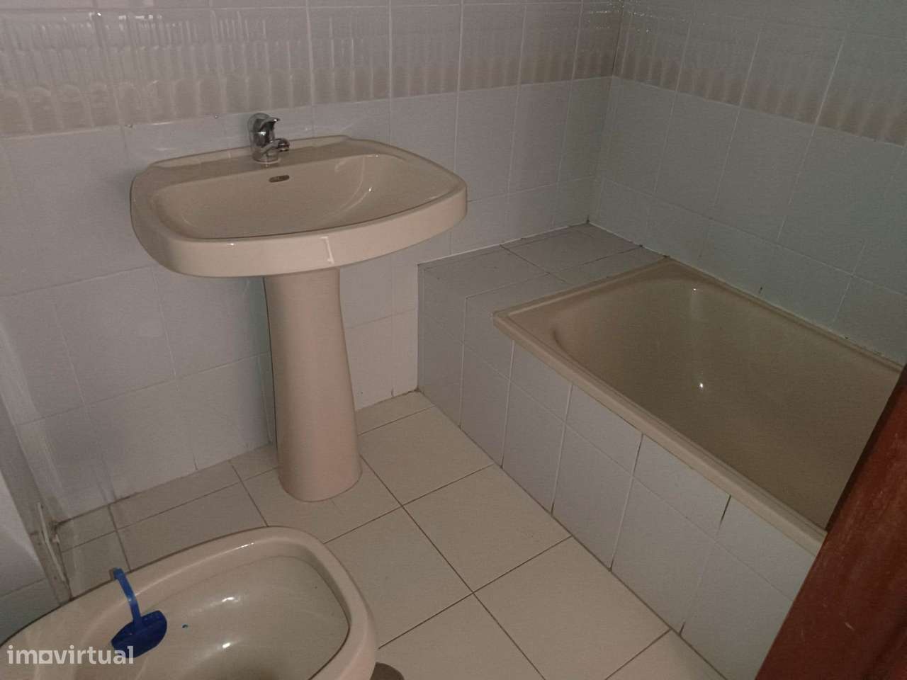 Apartamento T2 em Coimbra (Urbanização Ar e Sol)-8