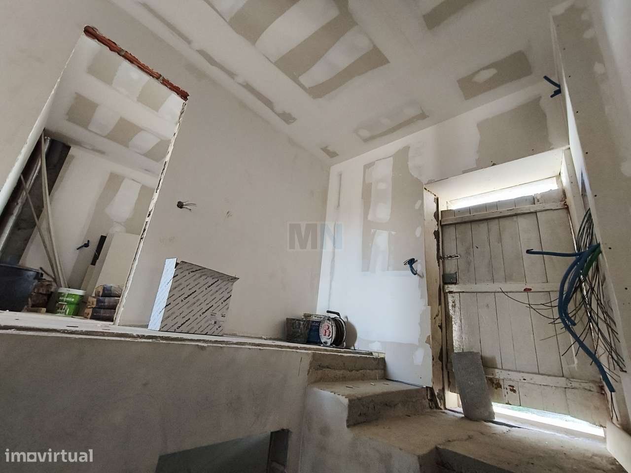 Moradia T3 nova  junto a Condeixa-14