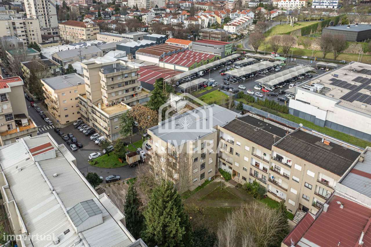 Apartamento T3 renovado em Braga - Grande imagem: 3/18