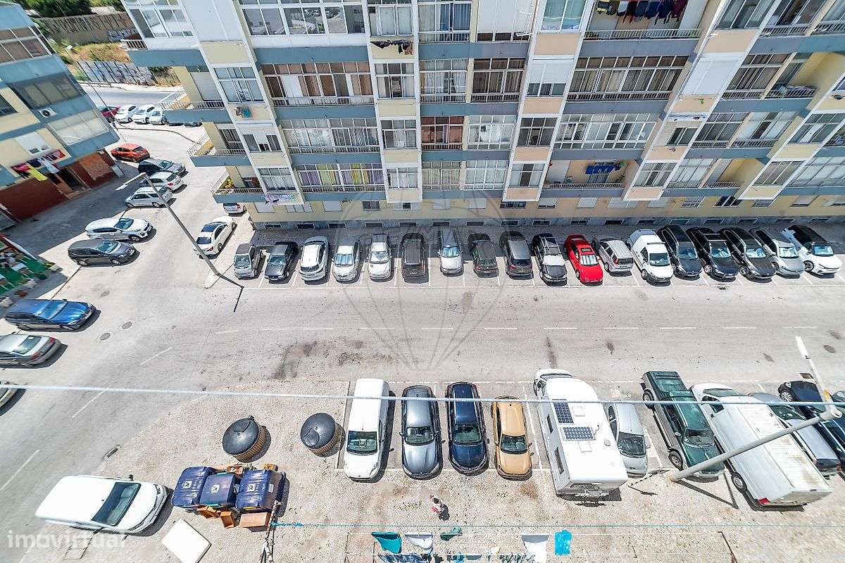 Apartamento T2 para venda na Cruz de Pau, Amora.-21