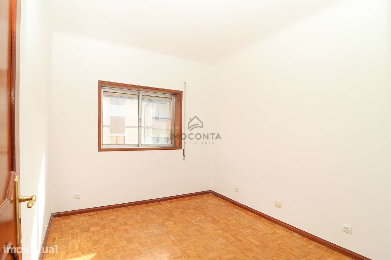 T3 c/Lugar de Garagem junto à Estação de Ermesinde-8