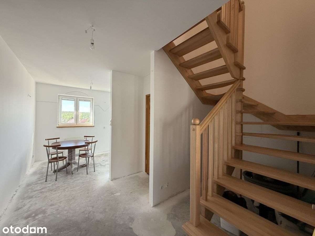 2 - piętrowe mieszkanie w doskonałej lokalizacji !-4