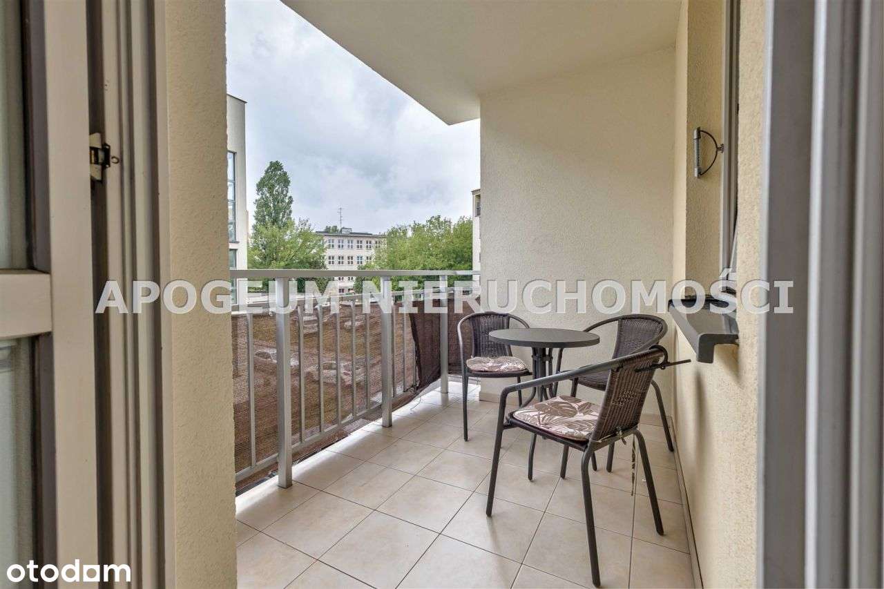 Nietuzinkowe mieszkanie 2 pok. Centrum cegła2004r-12