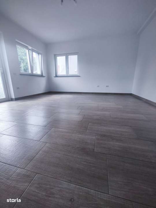 Casa noua individuala 5 camere, 500mp teren, Radauti - Imagine principală: 5/18