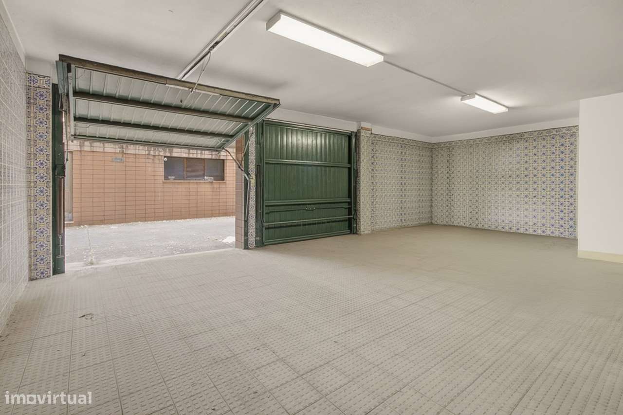 T4 com garagem fechada (38 m²) em Rio Tinto – Excelente oportunidade-25