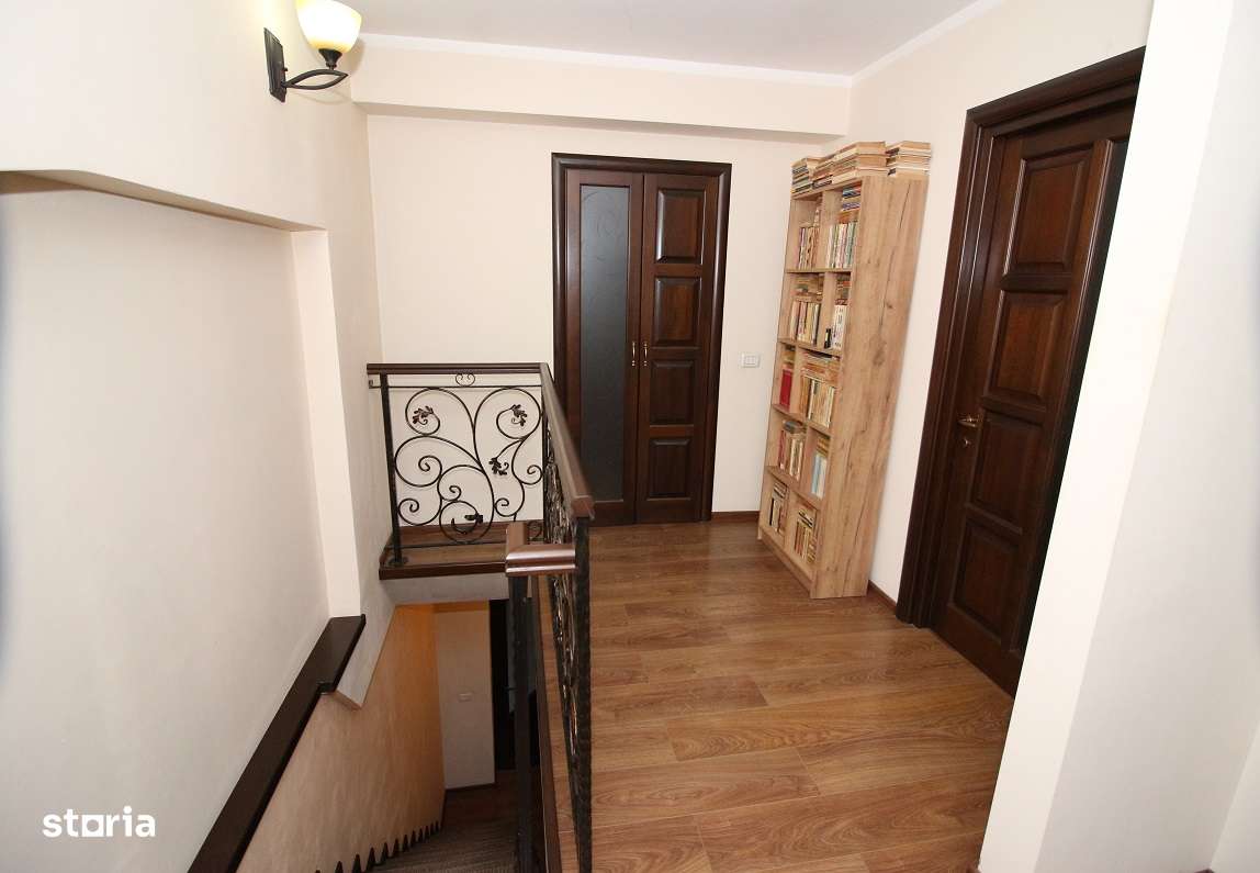 Casa Buhusi STRADAL ( str.LIBERTATII VIZAVI PETROM) Mobilat/Utilat-15
