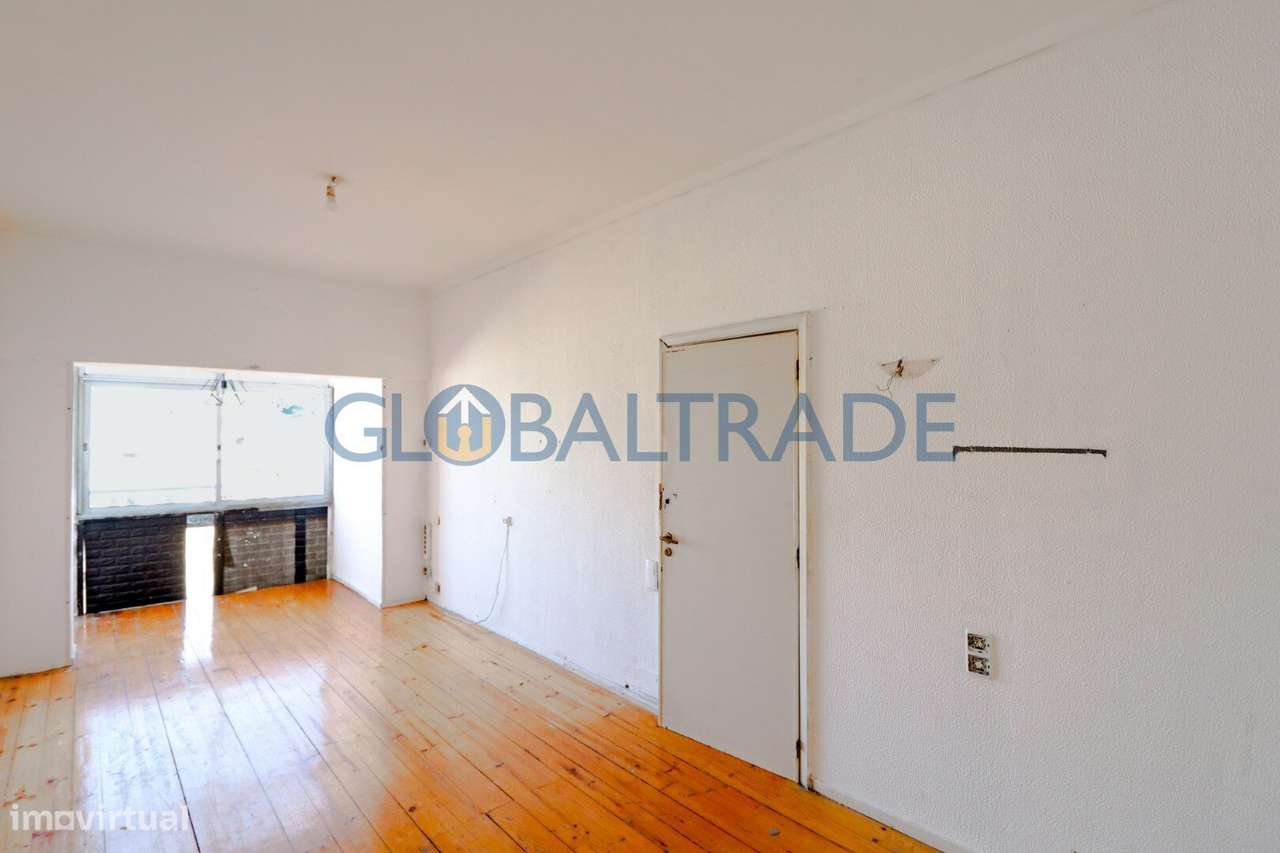 Apartamento T1 no coração do Porto-8