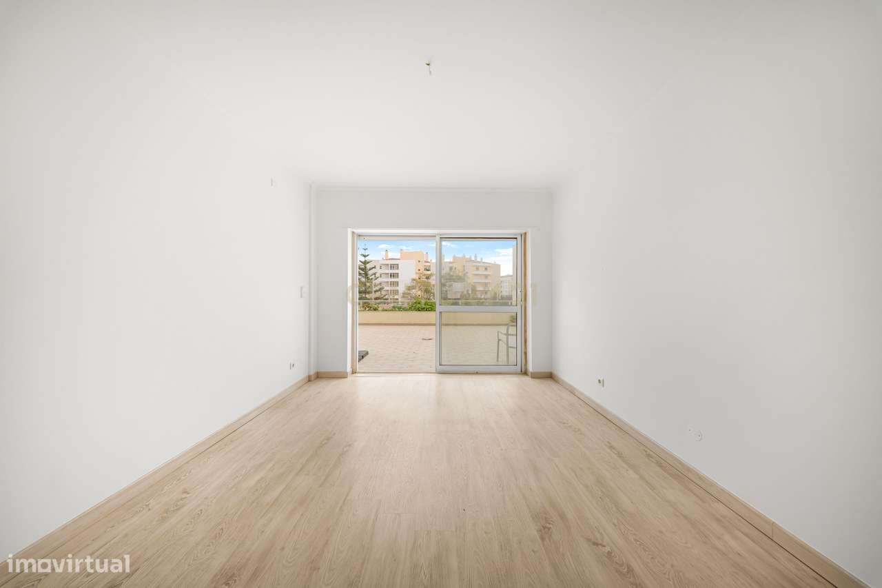 T3 com Terraço de 50m² a Sul, Garagem e Arrecadação | Jardins da Pared-19