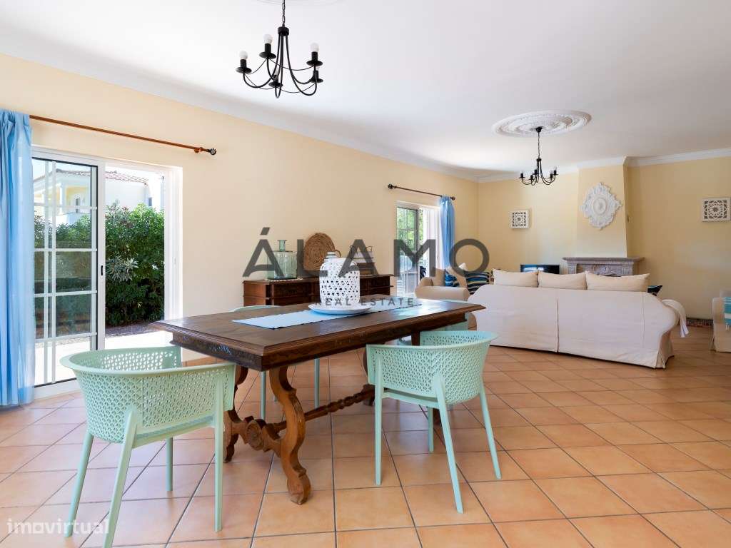 Charmosa Moradia Tradicional em Vale Formoso-5