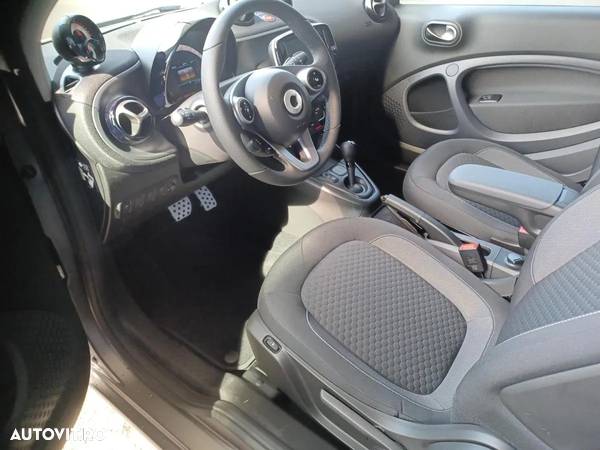 Smart Fortwo 60 kW electric drive - 11