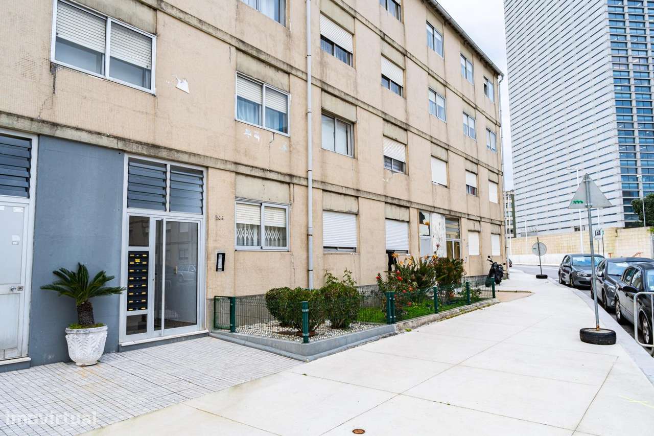 ATENÇÃO: Apto T3 remodelado Av. da Boa Vista, Bessa Leite - Porto-28