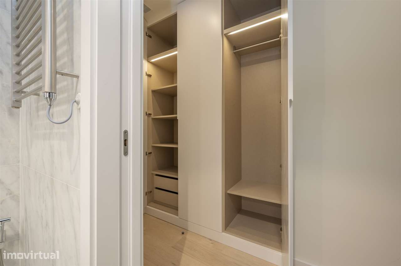 Apartamento T2 na Urb. Bayview, Cascais.-32