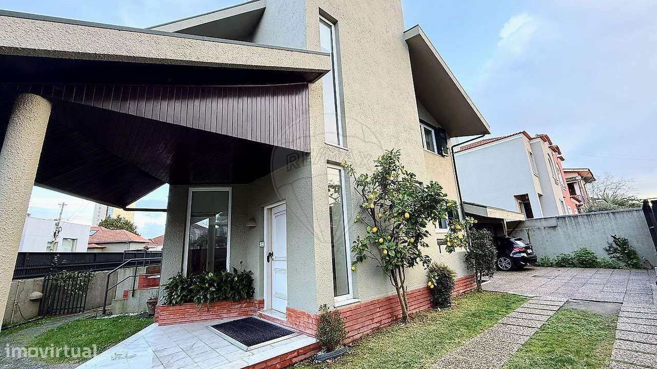 Moradia T4 para venda - Grande imagem: 2/36