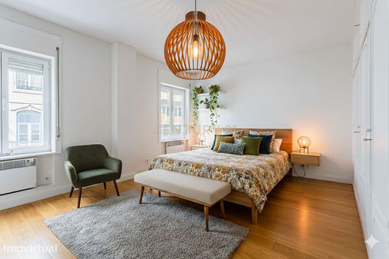 Apartamento T2 renovado, com estacionamento e elevador, em Campo de Ou - Grande imagem: 5/23