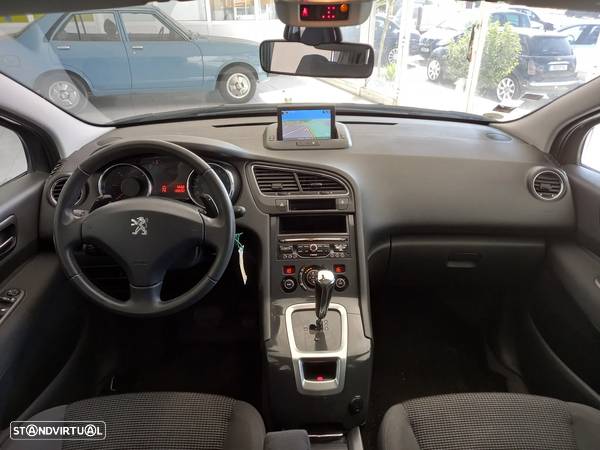 Peugeot 5008 e-HDI 115 ETG6 Stop&Start Business-Line - 26