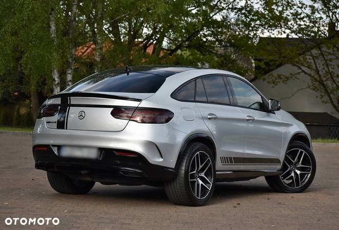 Mercedes-Benz GLE 350 d Coupe 4Matic 9G-TRONIC AMG Line - 11