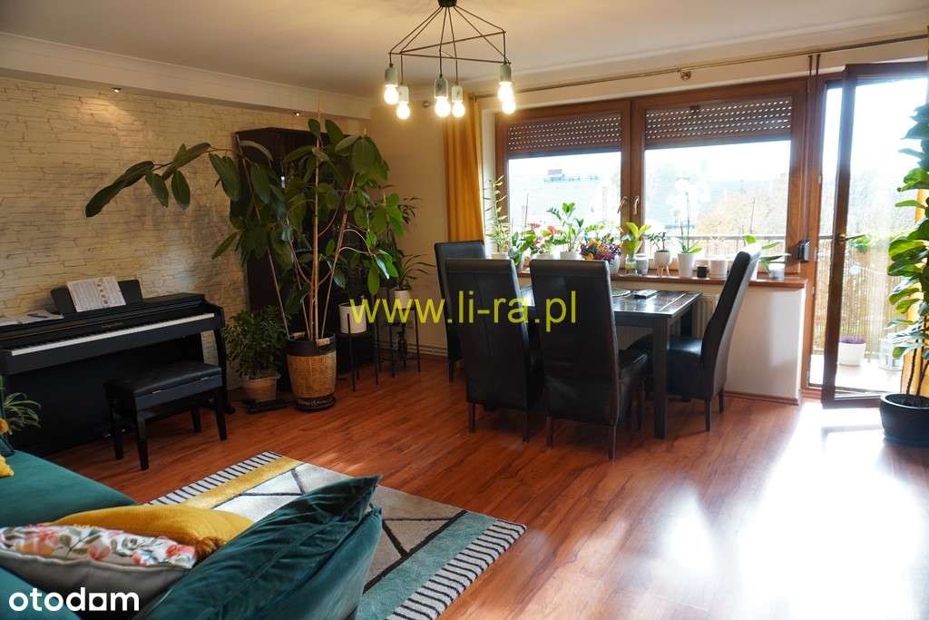 Umeblowane mieszkanie trzypokojowe o pow.77,50m, II p.balkon,  garaż-5