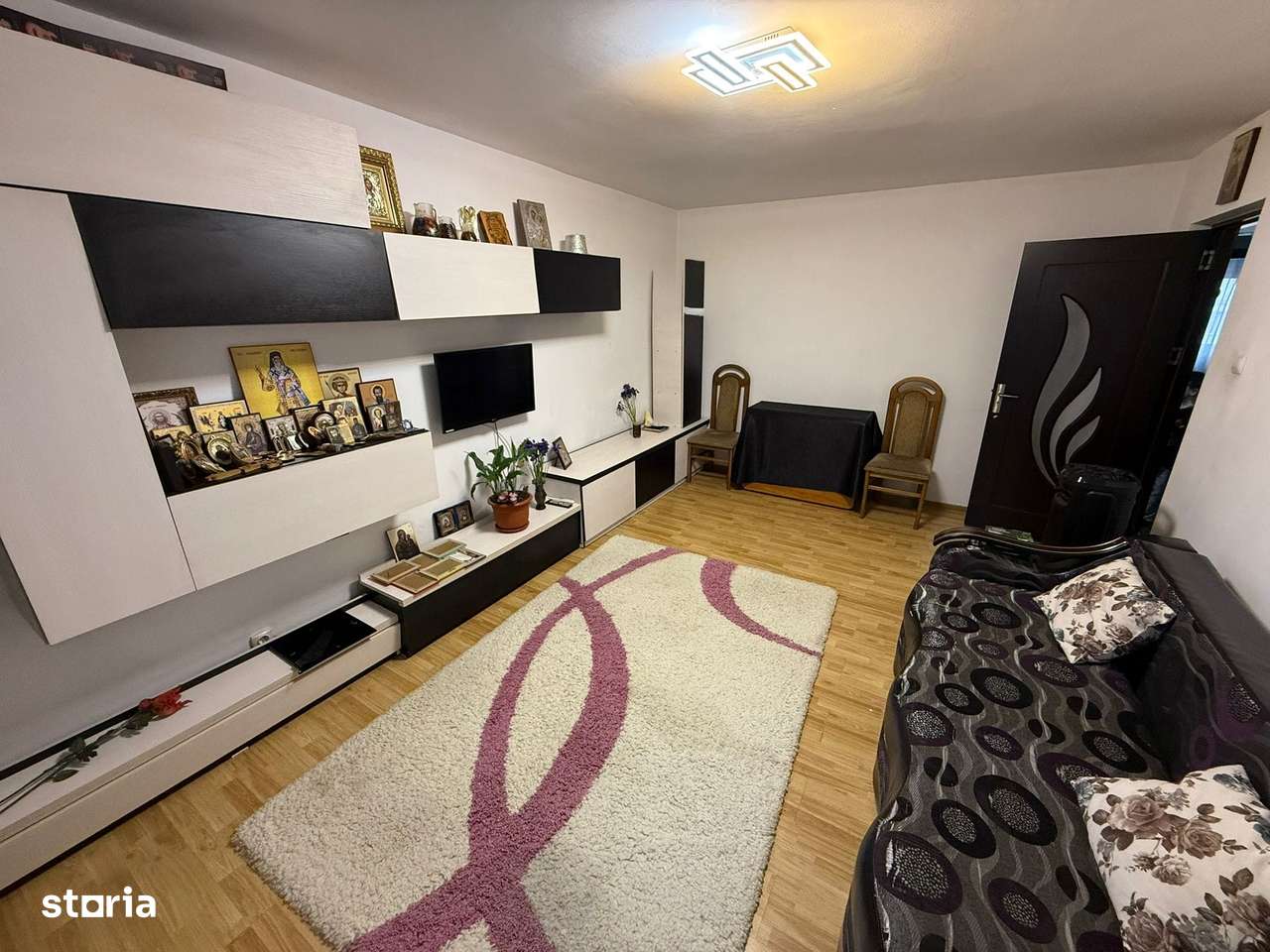 Apartament 3 camere, zona Mall - Imagine principală: 2/5