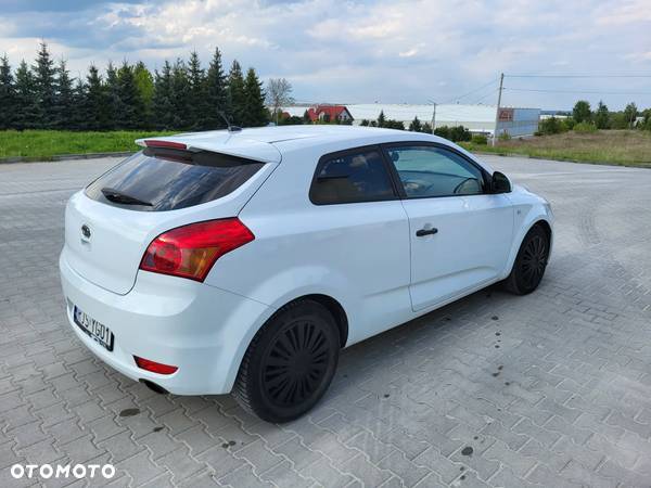 Kia Ceed Cee'd 1.6 Crdi Comfort - 4