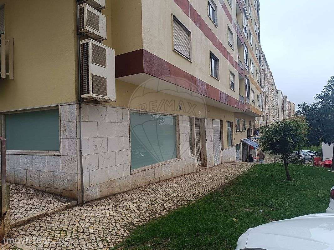 Loja  para arrendamento - Grande imagem: 2/15