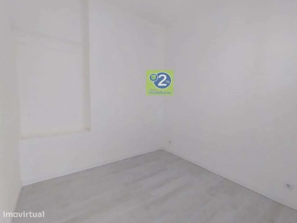 Loja remodelada, transformada em T2 - Grande imagem: 5/7