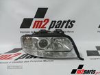 Farol normal Direito Seminovo/ Original AUDI A6 4B0941004BJ - 1