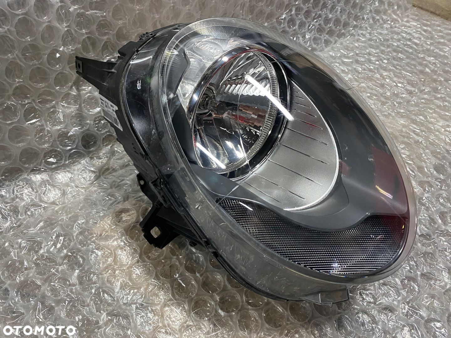 LAMPA PRAWA ZWYKŁA MINI COOPER F56 7401602 - 1