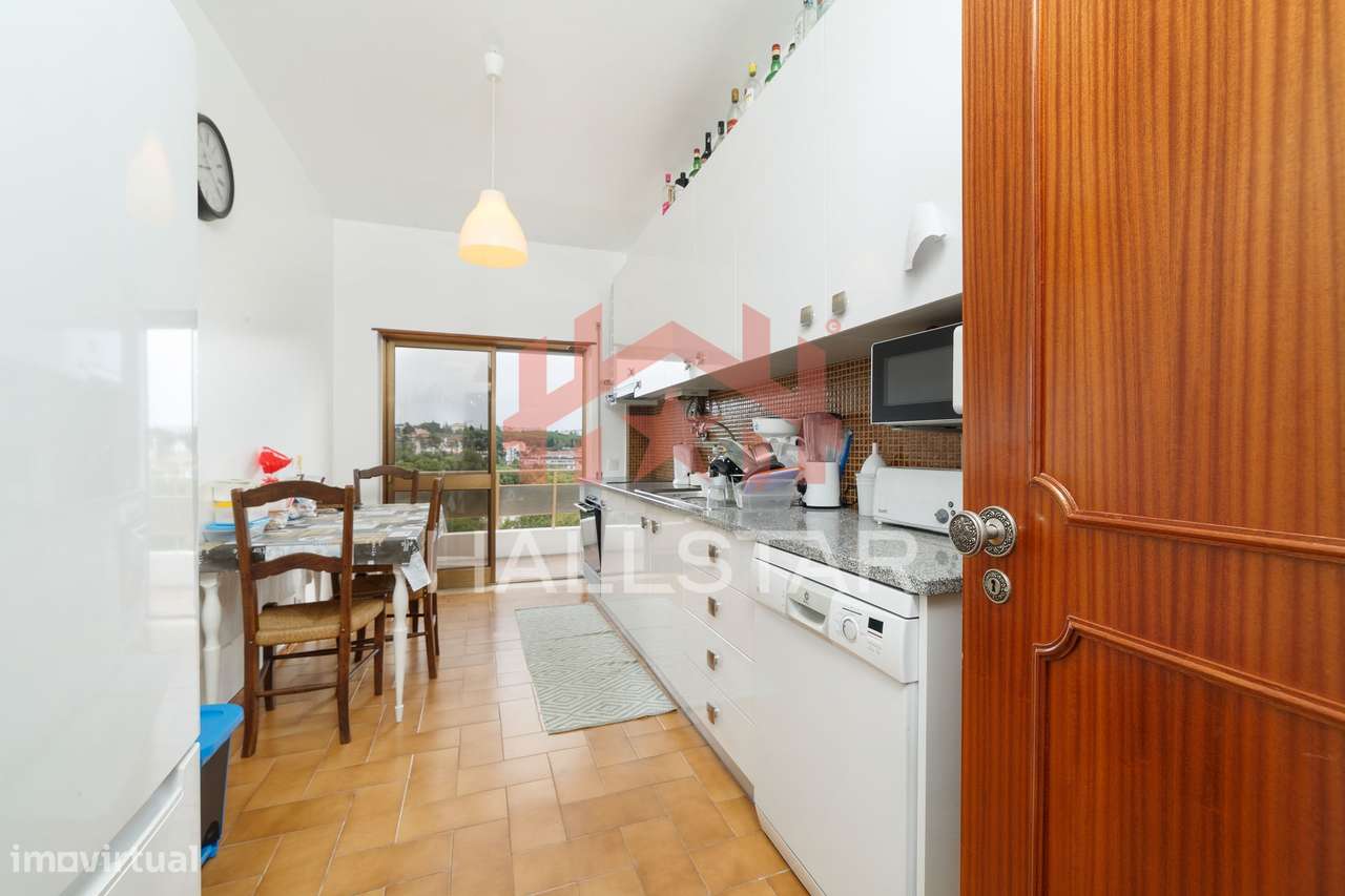 Apartamento T5 / Penúltimo andar / Vistas panorâmicas / Centro da Cida - Grande imagem: 4/31