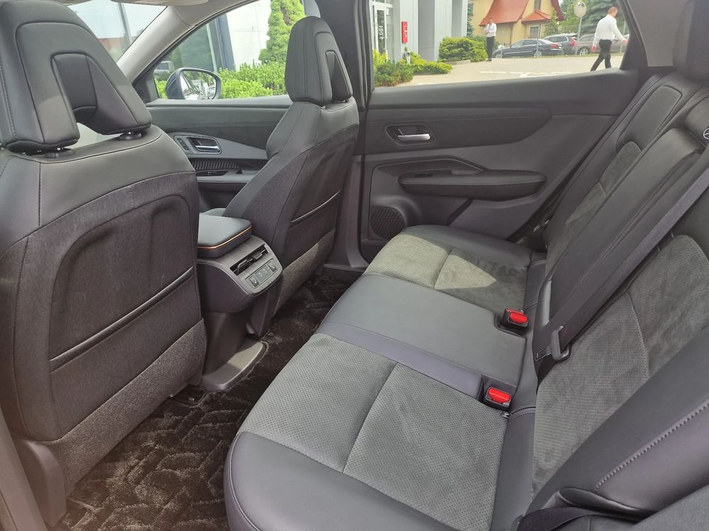 EVOLVE 87 kWh 306 KM 4WD e-4ORCE możliwość dotacji