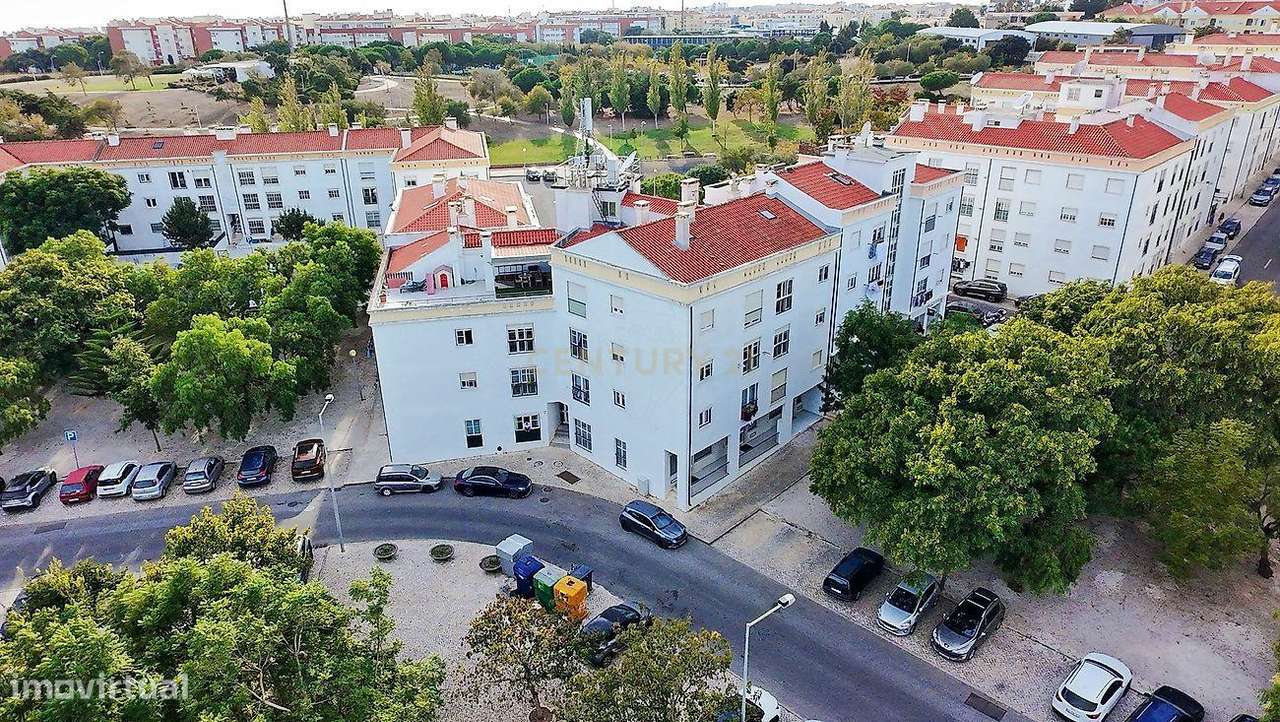 Loja com 82 m2 em Outeiro de Polima-8