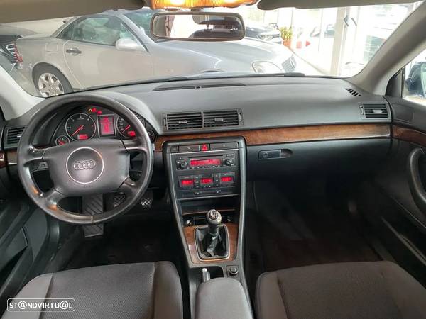 Audi A4 Avant 1.9 TDI M6 - 43