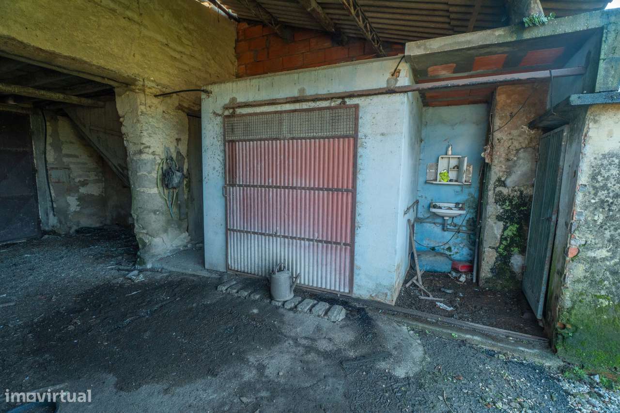 Moradia T2-Para Reconstrução-7