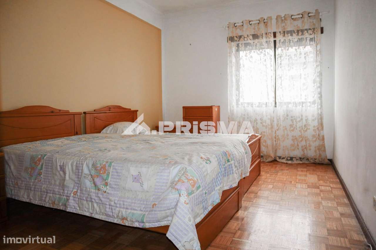 Apartamento T3 com garagem para venda em Castelo Branco-26