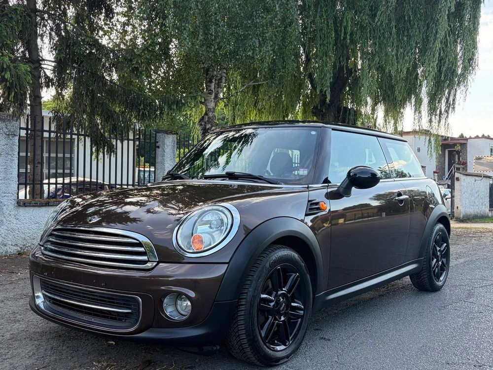 Mini Cooper Highgate 2012