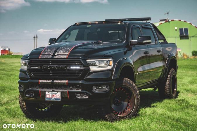 RAM 1500 Crew Cab Laramie - 2