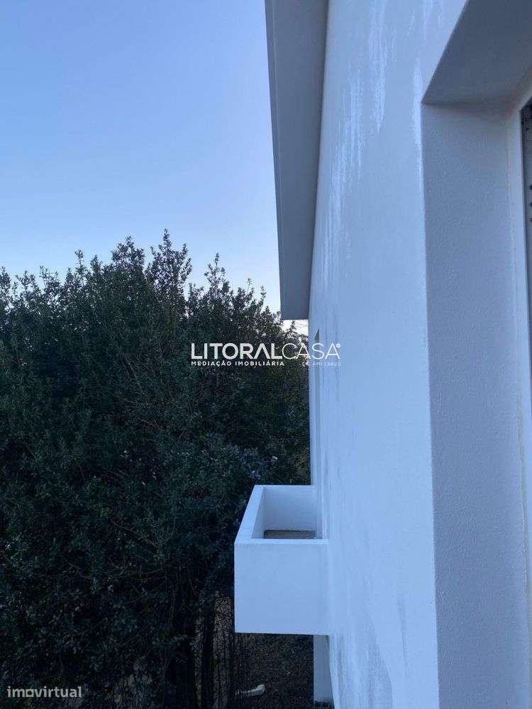 Moradia T3 Remodelada - Silva Escura-21