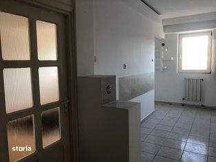 Apartament 2 camere 50 mp bloc de caramida zona T. Vladimirescu