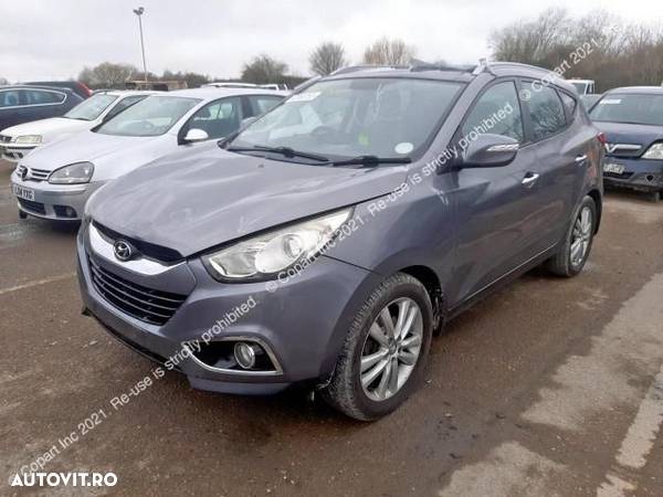 Dezmembrez Hyundai ix35 1 [2009 - 2013] Crossover 5-usi 2.0 CRDi MT 4WD (184 hp) - 1