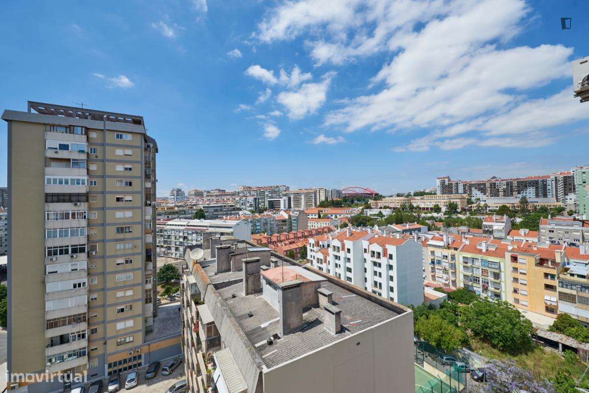 Quarto - localizado em Benfica Lisbon - Grande imagem: 5/33