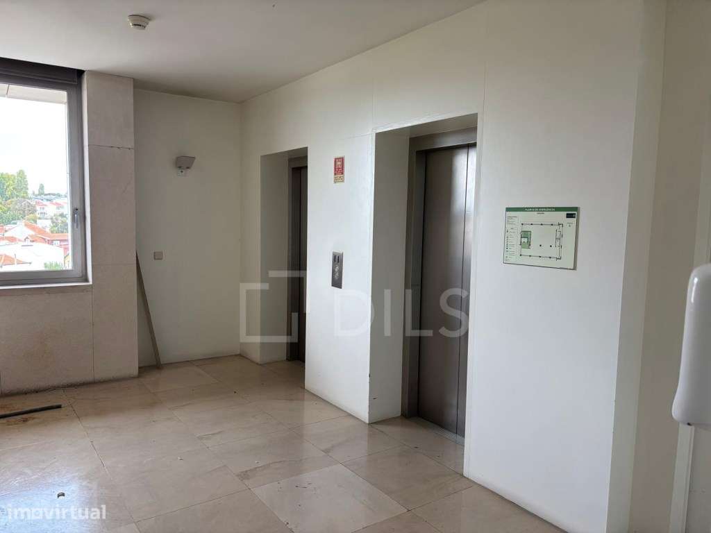 Escritório para arrendamento na Av. da Boavista - Grande imagem: 3/13