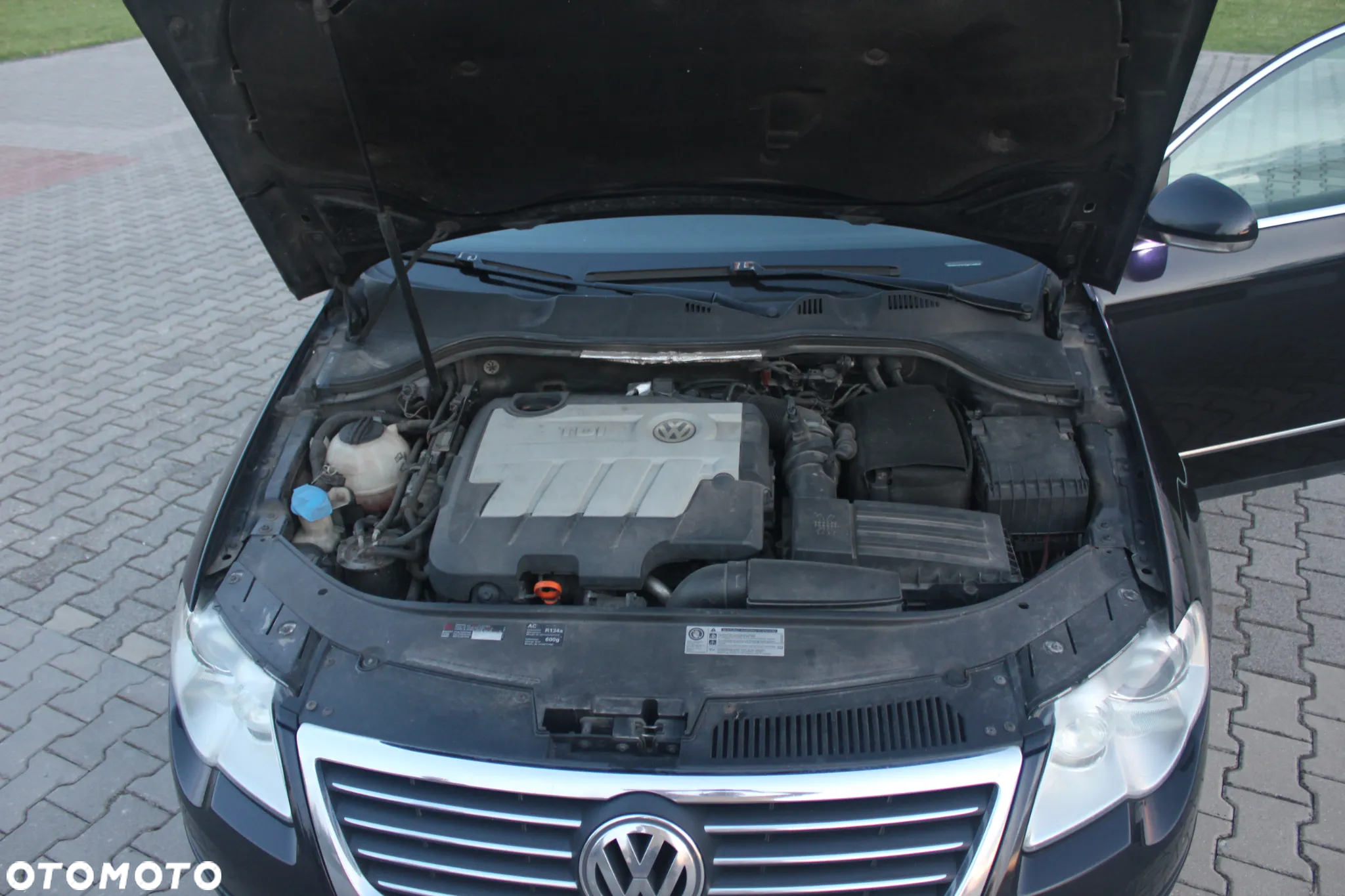 Volkswagen Passat - 21