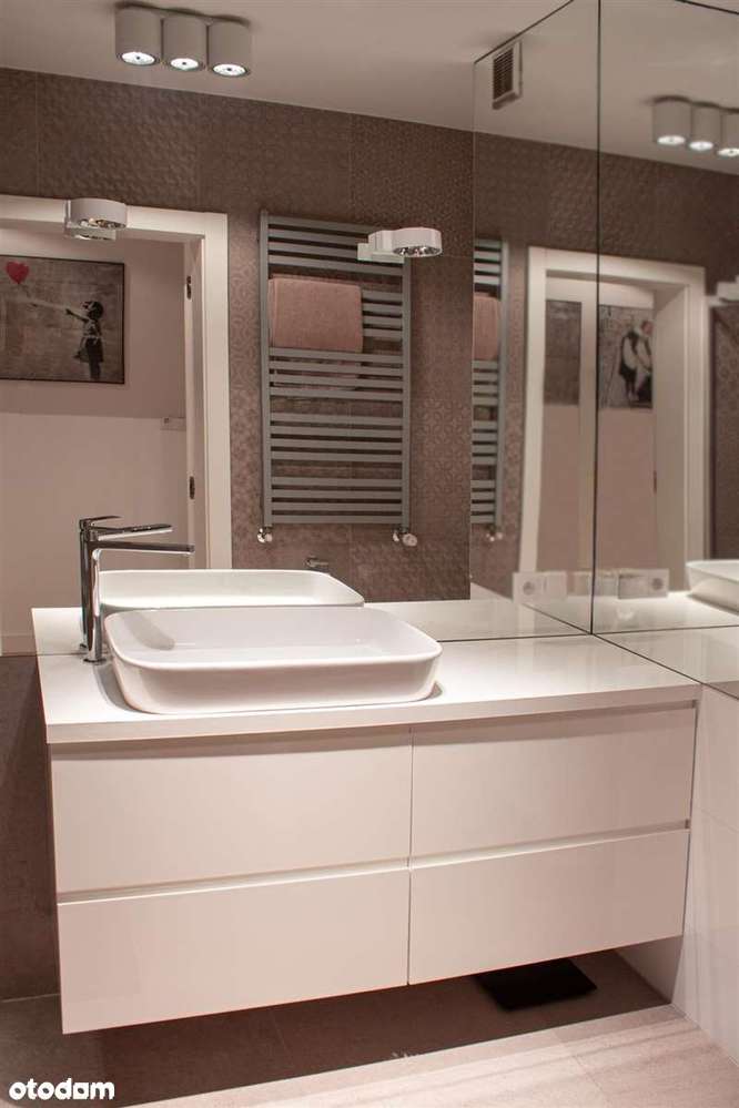 Nowoczesne 2 pokoje, z windą i zadaszonym parkingiem – Giszowiec-7