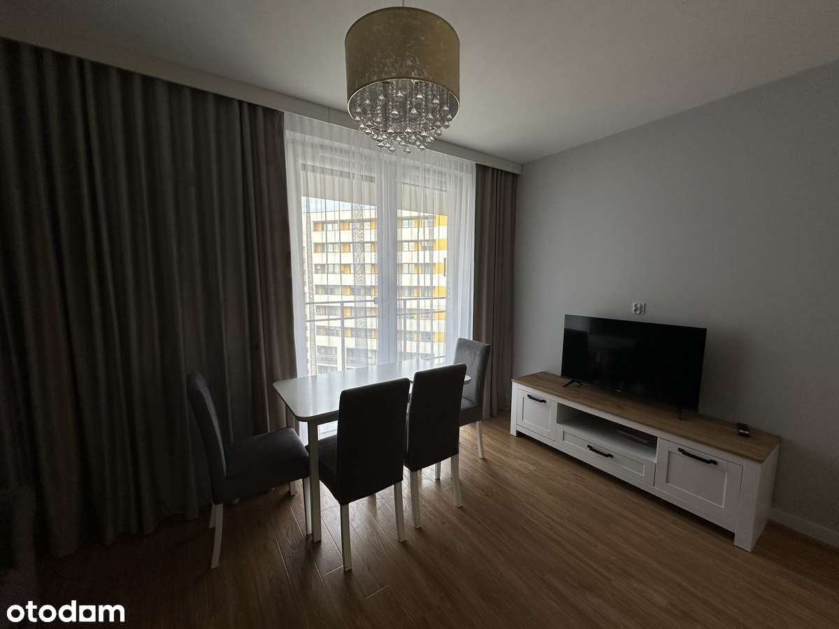 Przytulne 2 pokojowe mieszkanie w SkyRes z dużą loggią - Pełny obrazek: 5/17