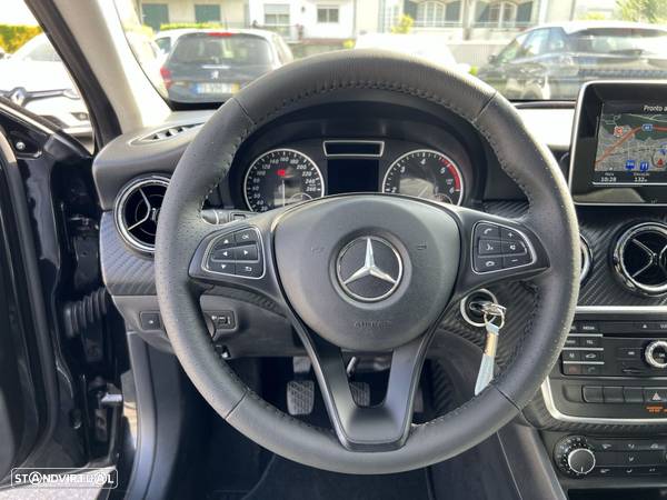 Mercedes-Benz GLA 180 CDi Urban - 19