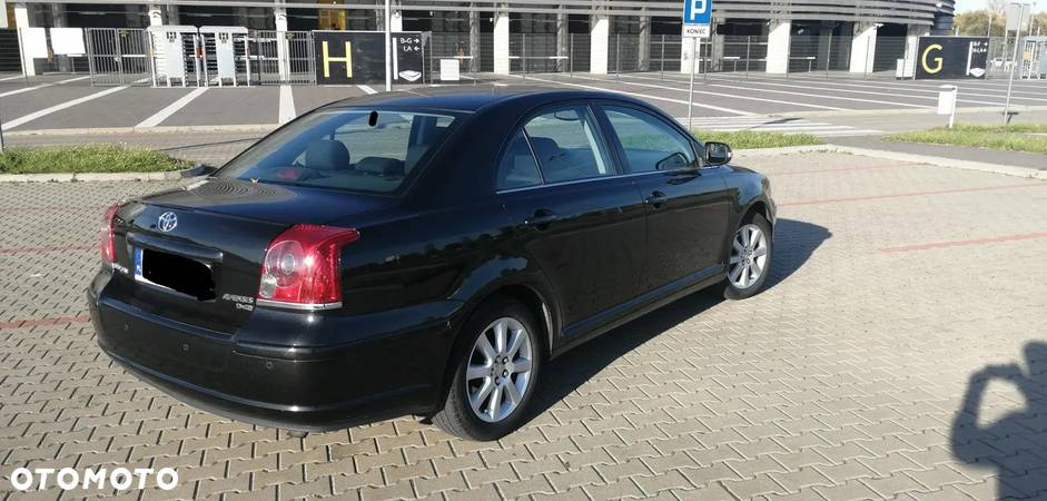 Toyota Avensis 2.0 D-4D Sol - 10