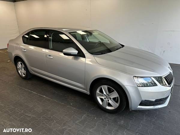 Skoda Octavia 1.0 TSI DSG Active - 11