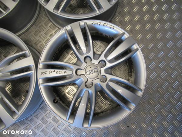 Felgi Audi Q3 A3 7Jx17 et43 5x112 8U0 - 2